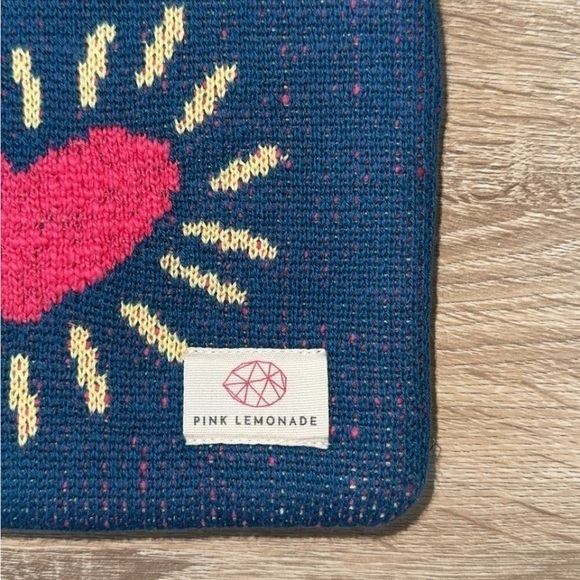 Pink Lemonade Soft‎ Knit Heart Motif Zip Pouch Cosmetic Bag - Picture 4 of 6